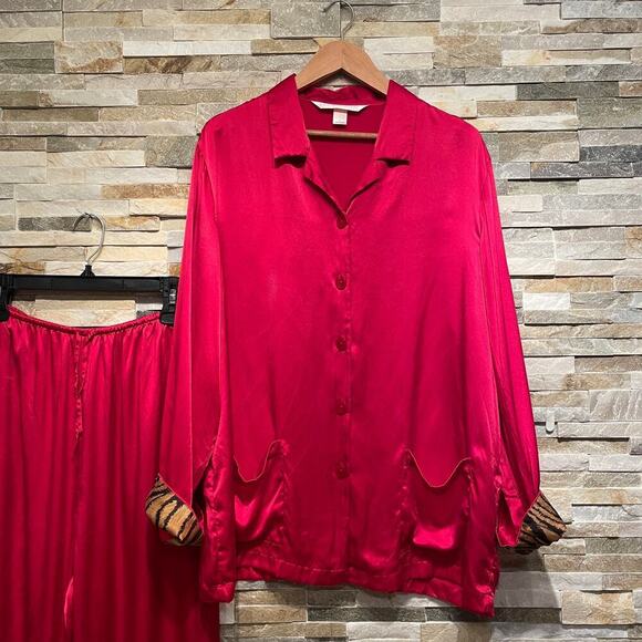 Vintage Victoria’s Secret 100% Silk Pajama Set | Red + Tiger Cuffs, Large Rare - Picture 2 of 10